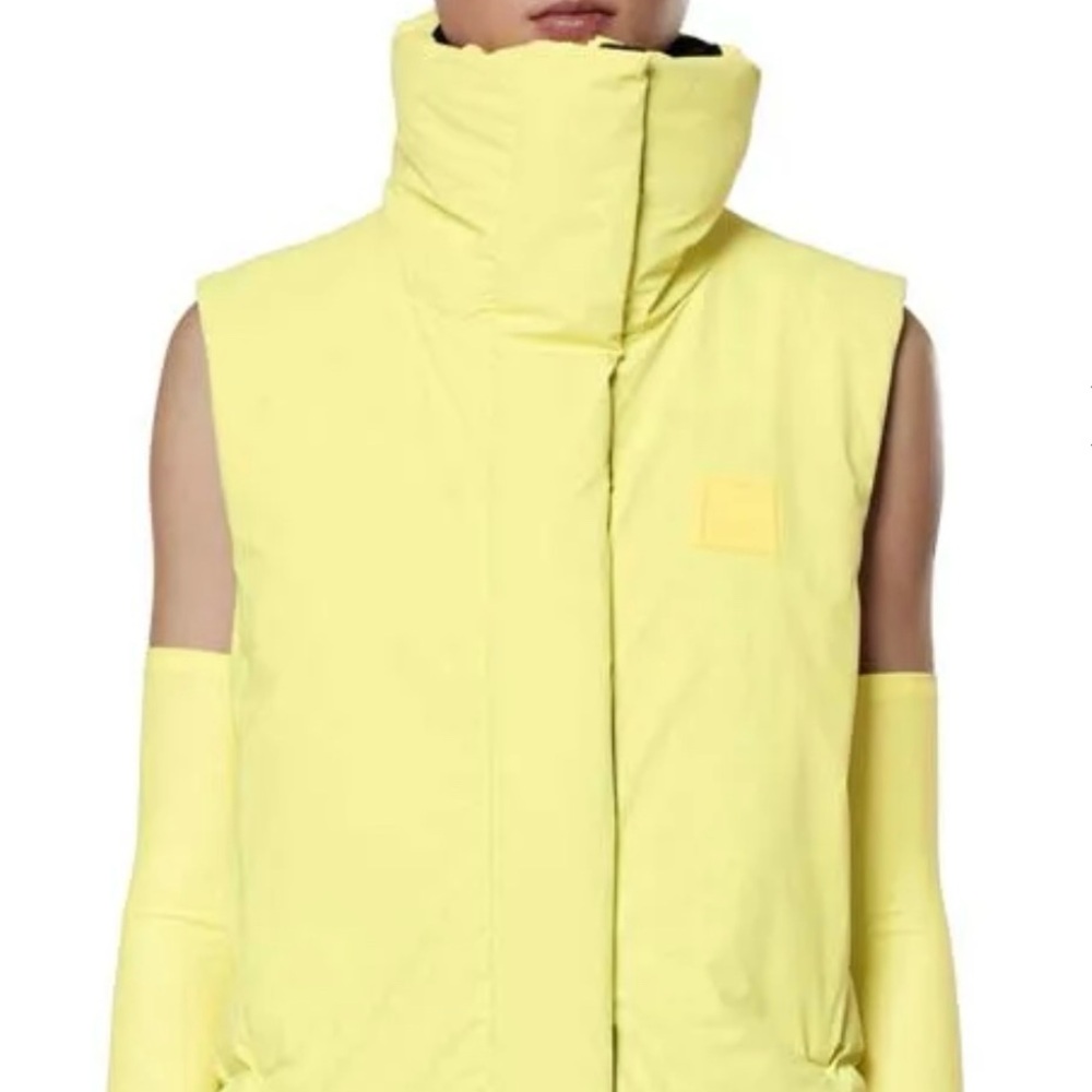 RAINS Loop  W Vest Size S Straw Color Waterproof Wind Proof NWT